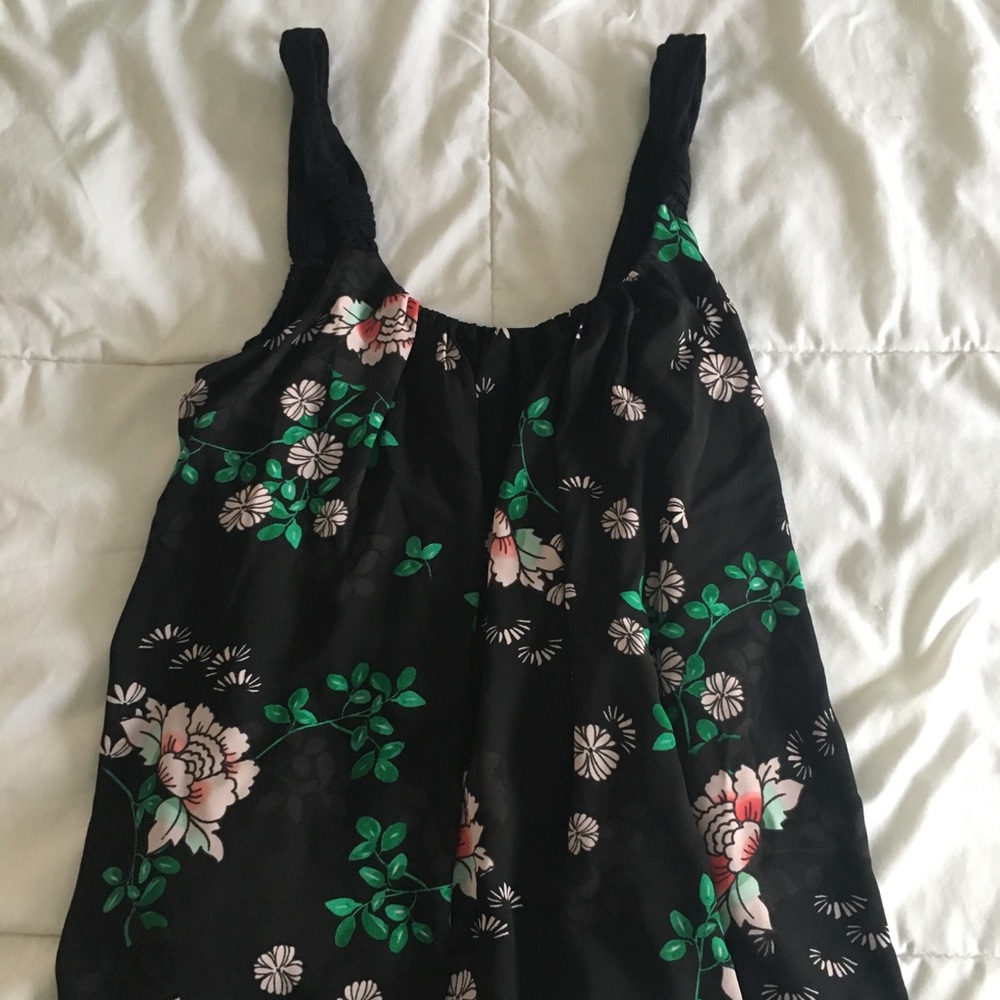 Maurice’s top